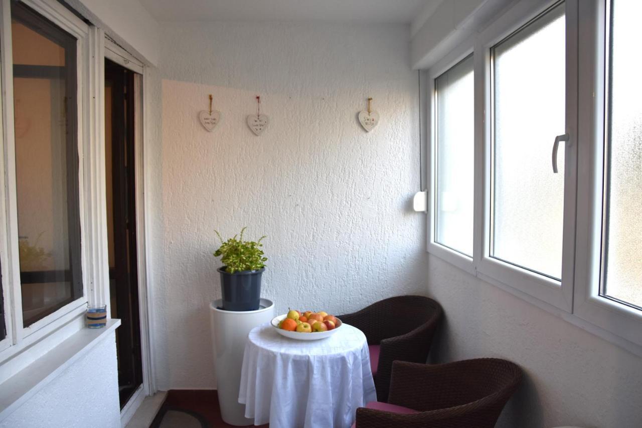 Apartment Bulimbasic Split Exteriör bild